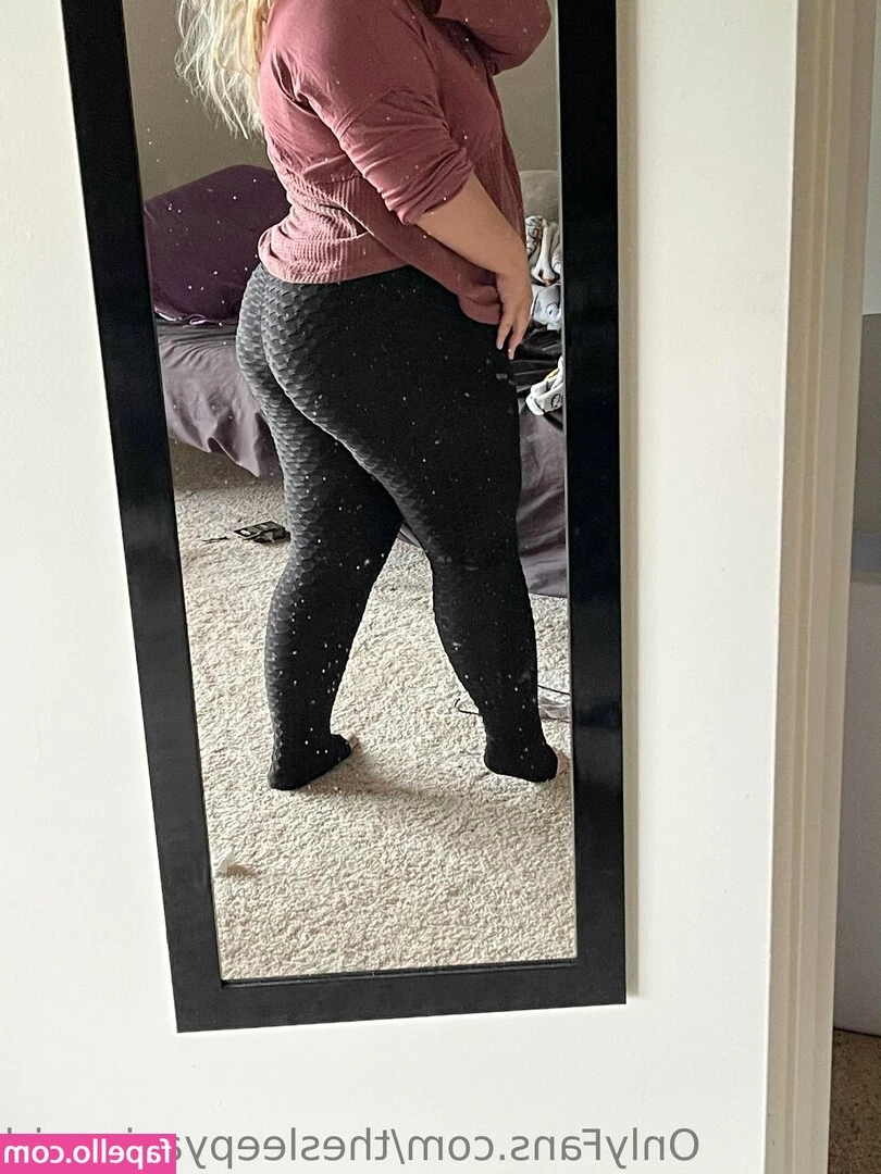 thesleepyasiangirl - Go ahead slip that hard cock into my pussy