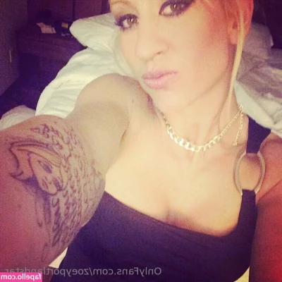 zoeyportlandstar - OMG check this virgin  mayadaisy funny girl  She is new on OF let s
