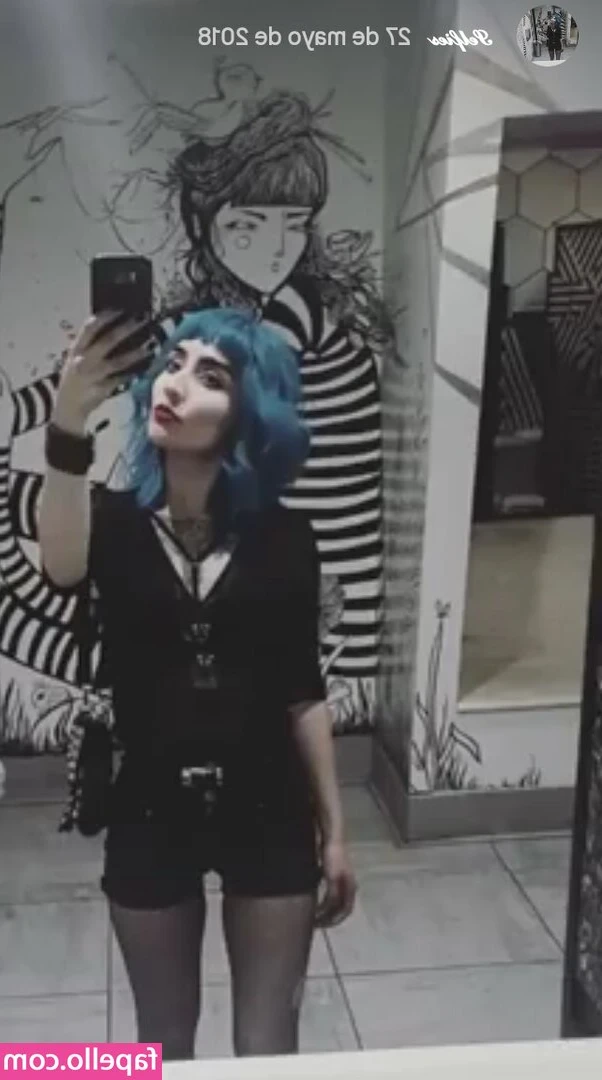 Witchy_womaan [ witchy-womaan ] - Breed me in this bath?