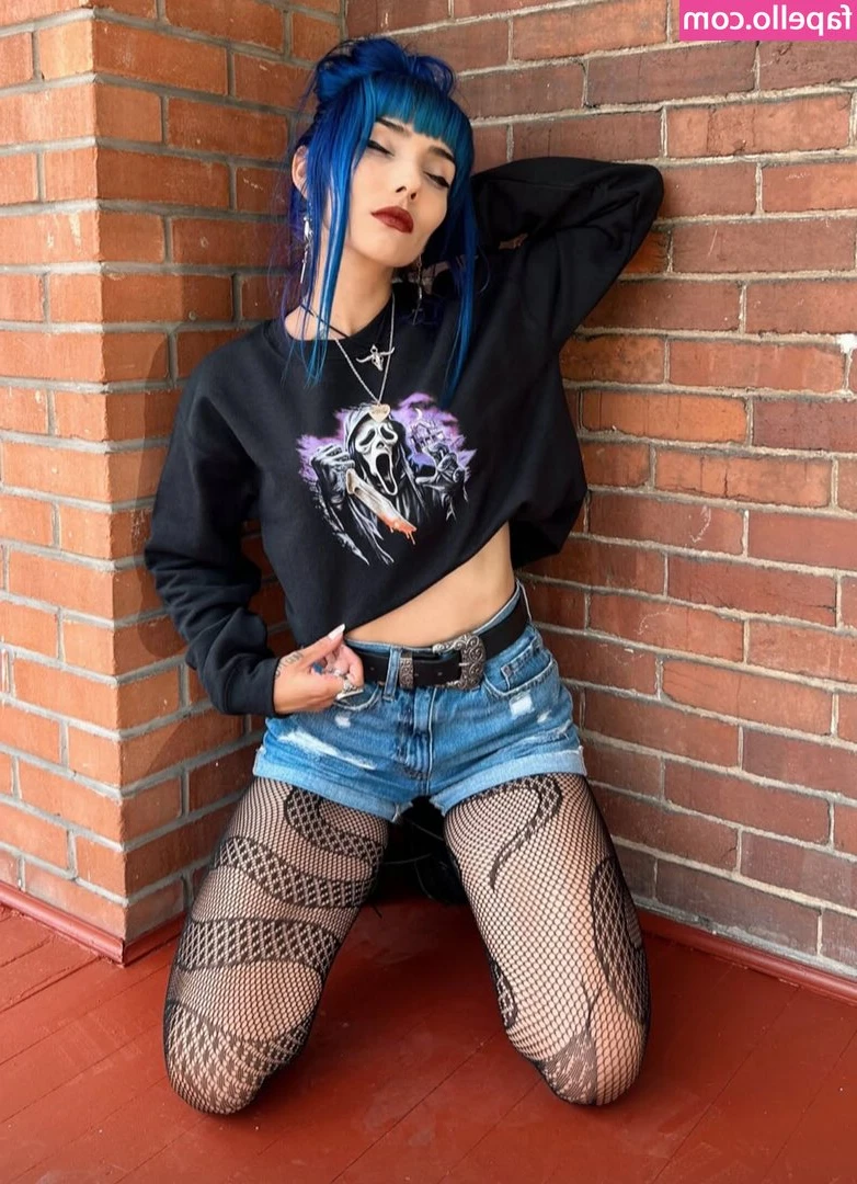 Witchy_womaan [ witchy-womaan ] - I'm very excited... let's cum together?❤️💦