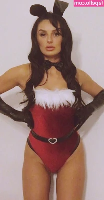 Stormy Kelly [ stormy-kelly ] - There's a new Many Vids contest this month! The Cupids Contest goes