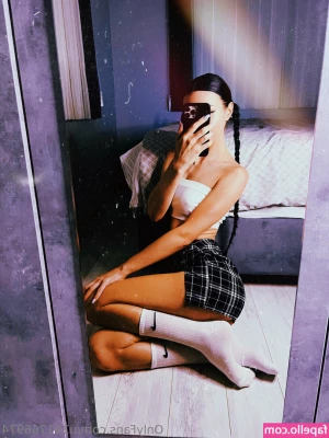 u391766974 - Hi, please message me if you did join the Venus cult page!