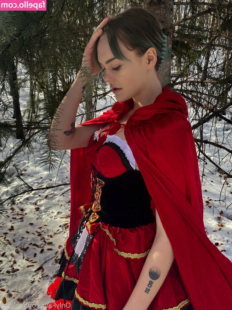 ciciastral - Follow my ig https://instagram.com/vickyxlikexwoahhhh