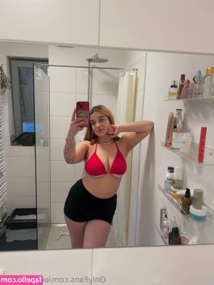 emmaahall5 - CROTCH