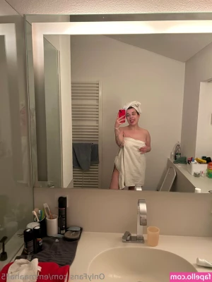 emmaahall5 - No content