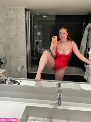 emmaahall5 - The video is like 45 mins long