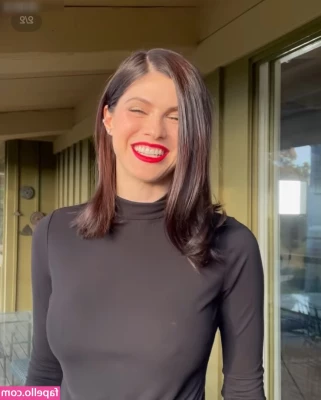 Alexandra Daddario [ alexandra-daddario ] - Excited for this year s Christmas set   How was your day guys
