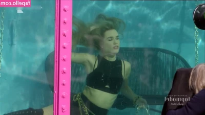 Germany’s Next Topmodel [ germany-s-next-topmodel ] - Cum play in the bar bathroom with me