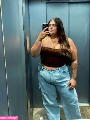 Jade Fernandes [ jade-fernandes ] - Sexy SHORT: Do you like my shoes?