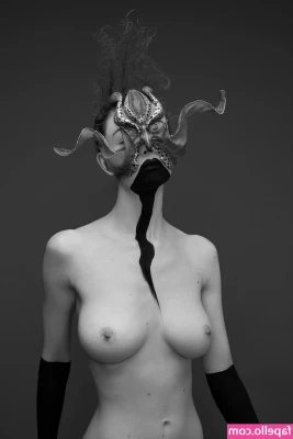 Vanille Barres [ vanille-barres ] - My cock seems to really enjoy a good pumping   and god it feels sooo