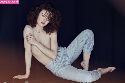 Vanille Barres [ vanille-barres ] - Help me to buy my favorite GOLIATH dildo