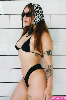bellaviolence - Cute bulge 😻