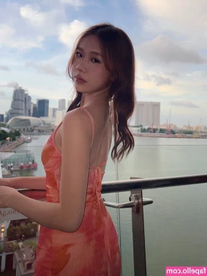 Adriana Yeong [ adriana-yeong ] - Morning is an emblem of power, where the universe awakens to the