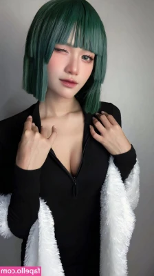 Nico Shaffara [ nico-shaffara ] - Dirty Secretary pt. 2  Big titty in black bra, it’s the best 😜