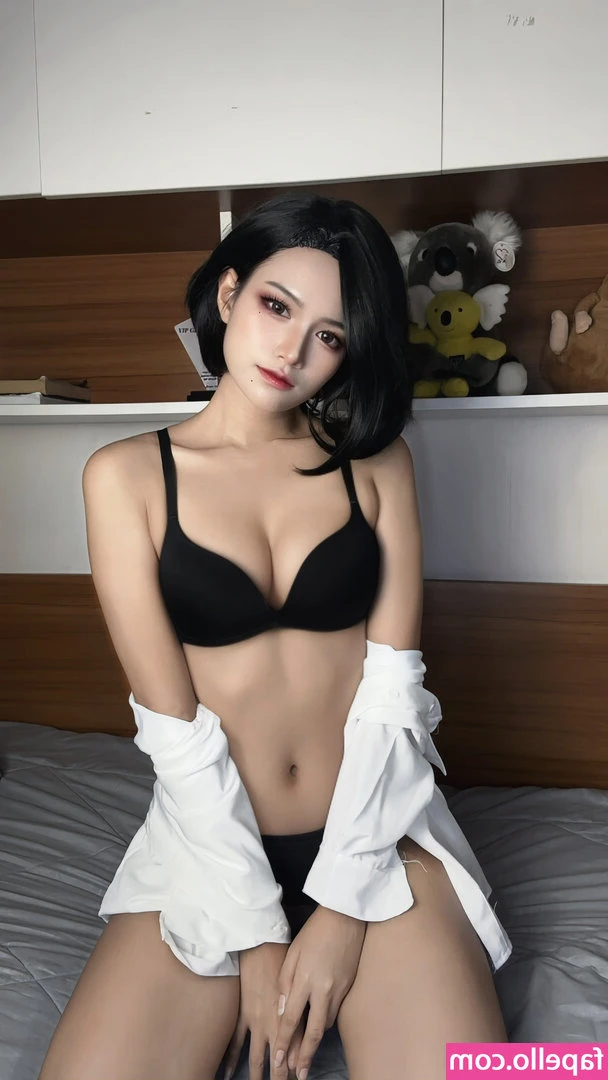 Nico Shaffara [ nico-shaffara ] - 🥹 before the hott mom disguise comes on…would you still fuck me
