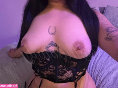 okwowily - 📸 Old soapy wet shots of my babies using red and purple led for