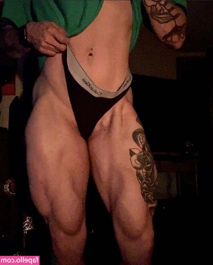 Amanda Powell [ amanda-powell ] - I know you like it when I tease you 😈
