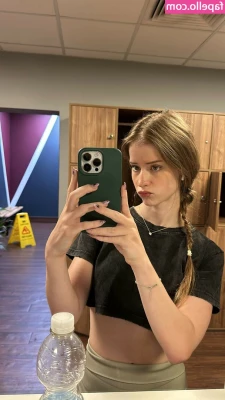 mira.004 [ mira-004 ] - I'll send a longer vers through ur DMs soon👀  Yummy cock courtesy