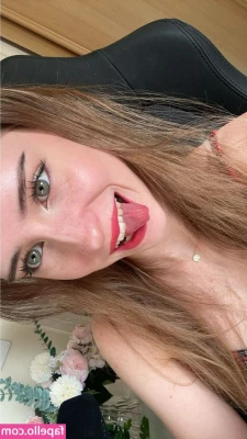 mira.004 [ mira-004 ] - ASS ON TOP OF ASS @lissaaires 😋