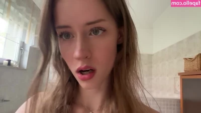 mira.004 [ mira-004 ] - Ass/pussy eating and some fucking video in your DMs!! Go check it out part 1