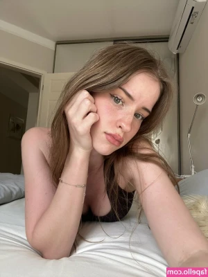 mira.004 [ mira-004 ] - Idk if anyone has noticed but Onlyfans has been sporadically sending