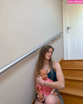 mira.004 [ mira-004 ] - It's my birthday tomorrow ❤️, so I'll be gone for a little