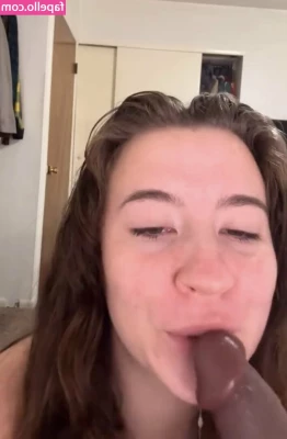 Hailey Bower [ hailey-bower ] - Whats your fav position to fuck a little brat like me? 😳