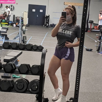 Hailey Bower [ hailey-bower ] - Hey guys  Just wanna let you know I m going to start doing free pics