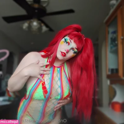 pastelbunny87 - Halloween evil nurse is coming. Want an injection? Ass up ⬆️  