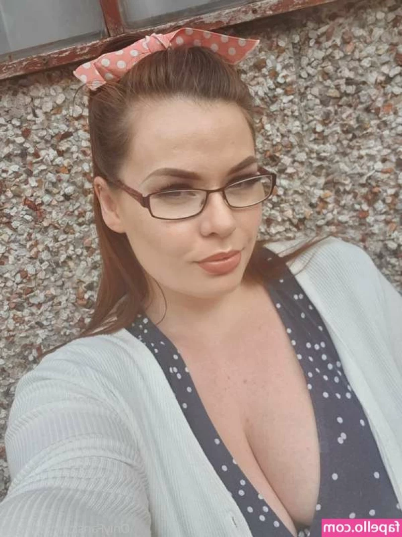 GeorginaGee [ georginagee-2 ] - Do you like coffee with me