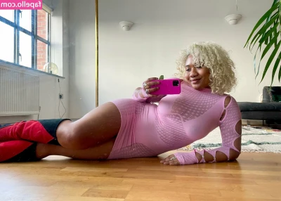 postergirl - Hi 🥺 Posting a video tomorrow
