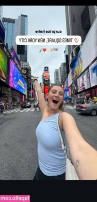 Hannah Lowther [ hannah-lowther ] - wanna squeeze them like stress balls?😈