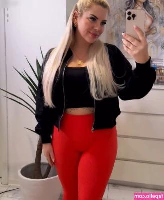 Jenny Frankhauser [ jenny-frankhauser ] - Just giving a little mid week check to all my sexy friends we are