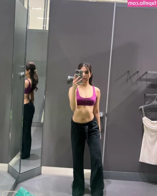 Riya Shukla [ riya-shukla ] - i hope you enjoy my little return xxo  i can’t wait to start making