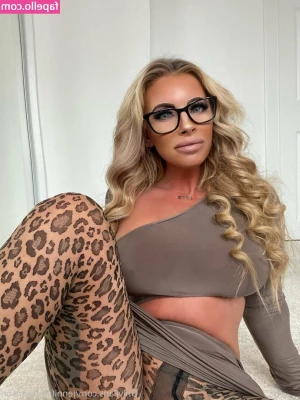 Jennifer Thomson [ jennifer-thomson ] - Long day - not in a great mood  but knew some make-up and lingerie