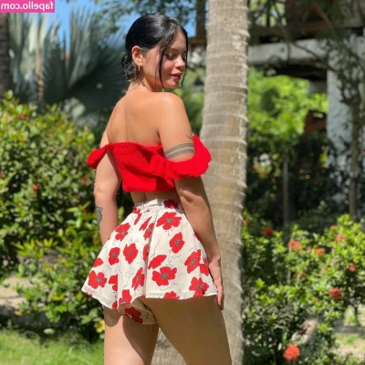 Paula Buenavida [ paula-buenavida ] - I'm up to something naughty. 😈DM me.