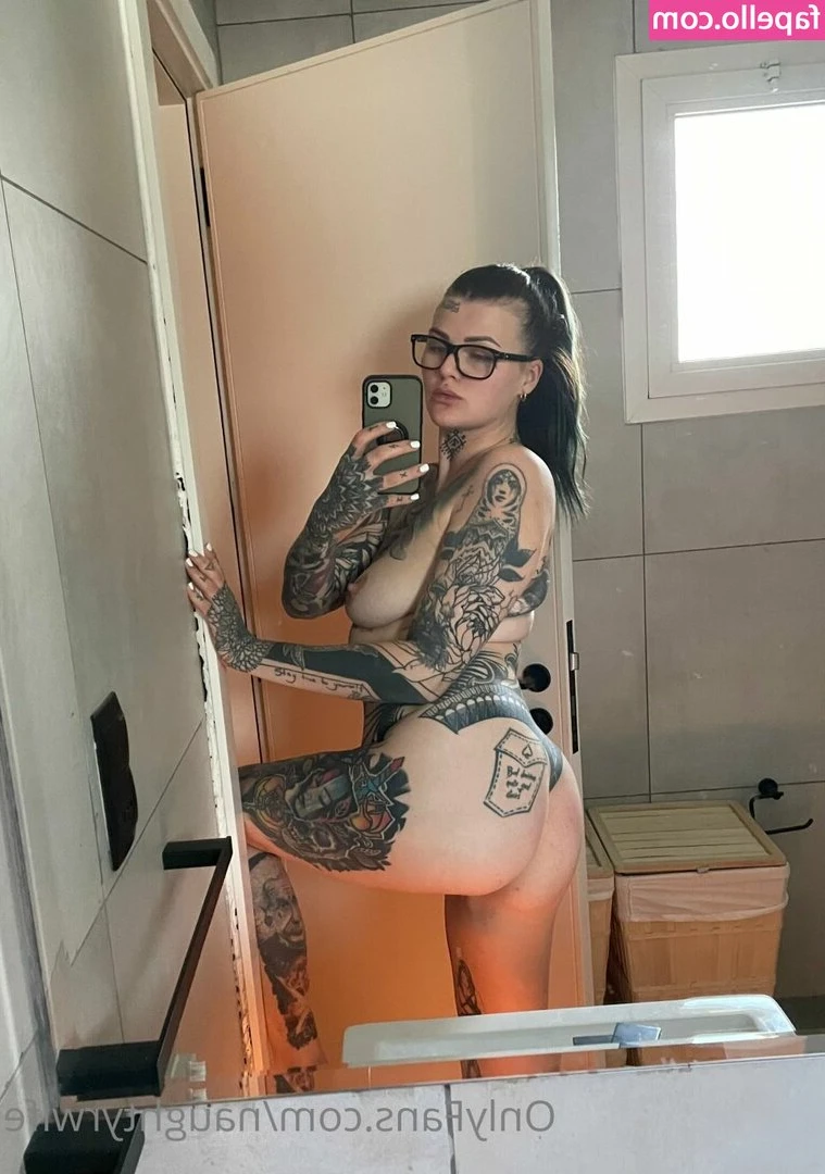 melisandesin - bikini season will never end