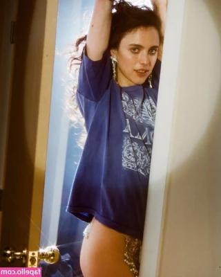 Margaret Qualley [ margaret-qualley-1 ] - From when I was a brain manipulator in the 2003 movie “Apocalypse