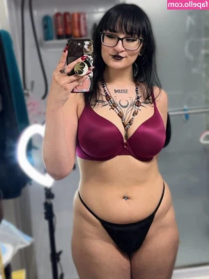 Lily Dahlia [ lily-dahlia ] - i want you to take your cock out of me randomly and eat my wet pussy