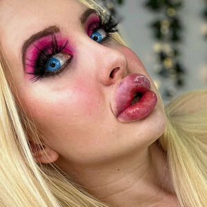 janinelove2023