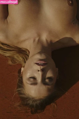Marisa Papen [ marisa-papen ] - I m at work right now  but while I m on break then I have so many