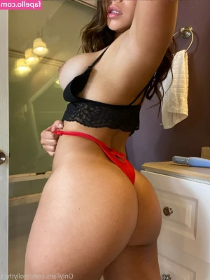 Houstonsbaddest [ houstonsbaddest-2 ] - Country girls 🤠 Can you handle two cowgirls at once? 💕 The