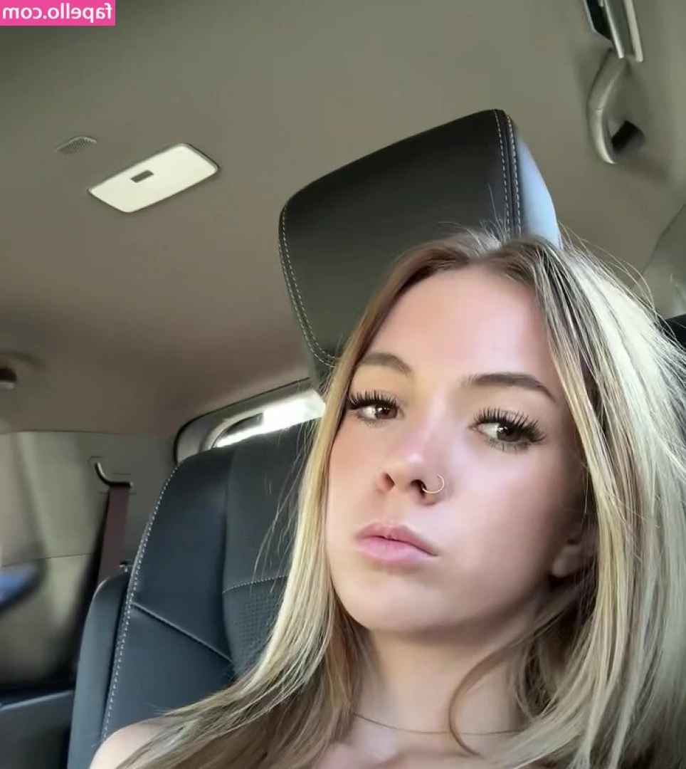 Remington Grace [ remington-grace ] - Happy Fat cock Friday y'all 💜💜💜
