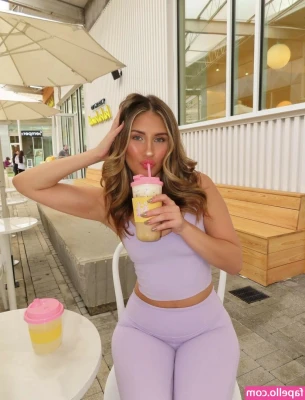 alexisbergeron_ [ alexisbergeron ] - Sucked Bradly’s dick all day with @thecamdamage so I didn’t get