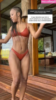 Negra Li [ negra-li ] - Вставив би ?)
