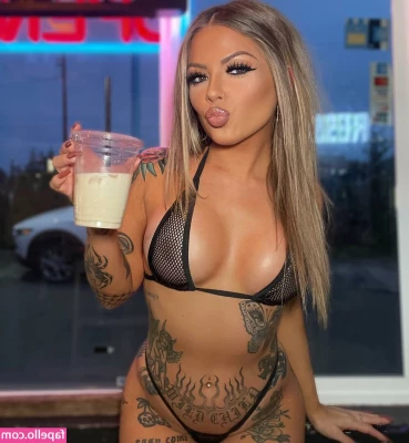 Bikini Barista [ bikini-barista ] - Hello honey I m hot  florenciayoana    SUBSCRIPTION FREE 