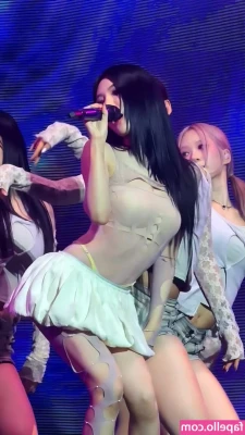 Ningning (æspa [ ningning-aespa ] - Who wants more tits tomorrow?😉😈