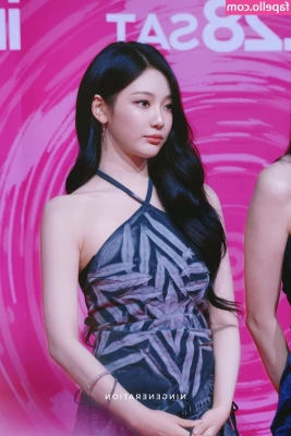 Ningning (æspa [ ningning-aespa ] - A hot clip of me in my hot dress 👗
