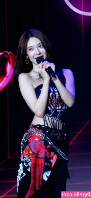 Ningning (æspa [ ningning-aespa ] - NEW Watch me cum while I ride my dildo in the shower💦 it's hot so