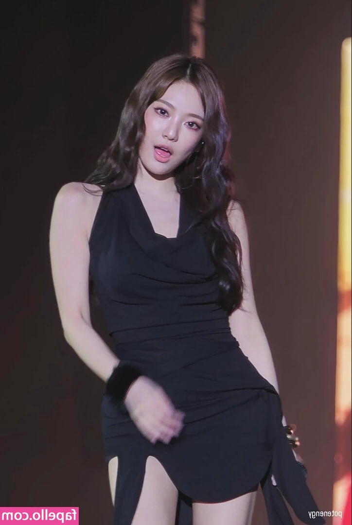 Ningning (æspa [ ningning-aespa ] - Don't be shy baby. I like you already...